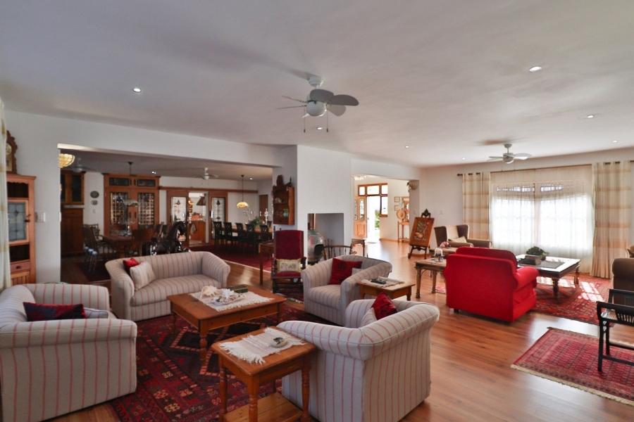 10 Bedroom Property for Sale in Aalwyndal Western Cape